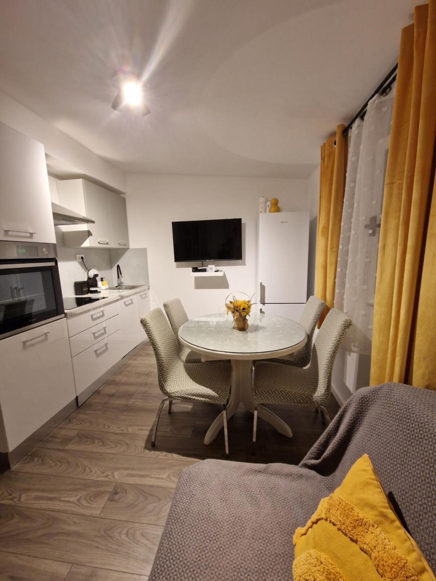 Ferienwohnung Mendula Split Exterior foto